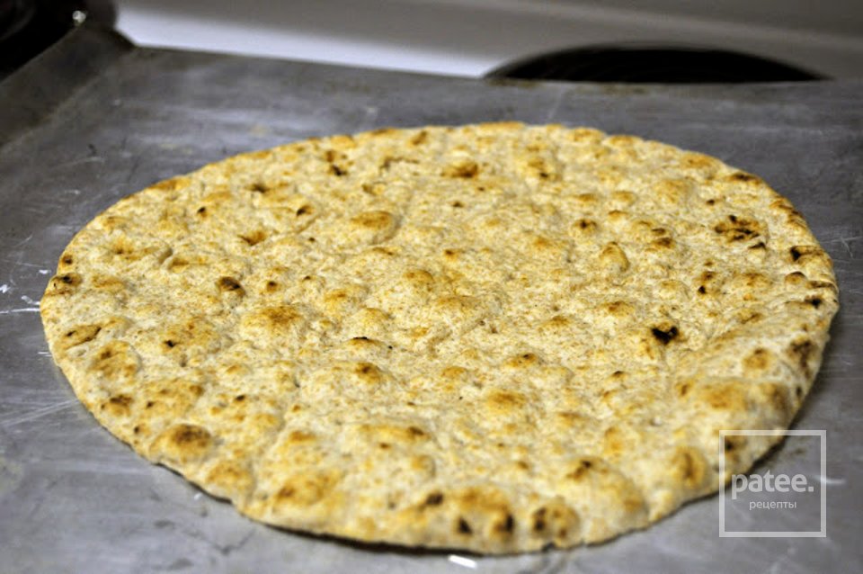 Пицца с сыром фета и шпинатом - Шаг 1