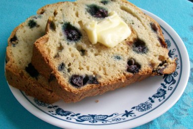 Хлеб с ягодами - приготовление