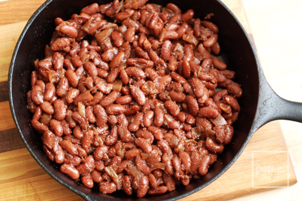 Фасоль с яичницей и сухариками - Шаг 10