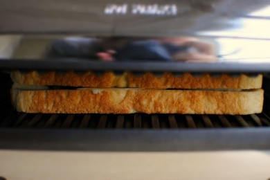 Бутерброд с песто из свежих трав - приготовление