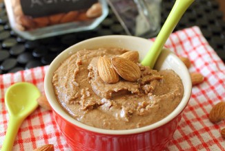 Миндальное масло