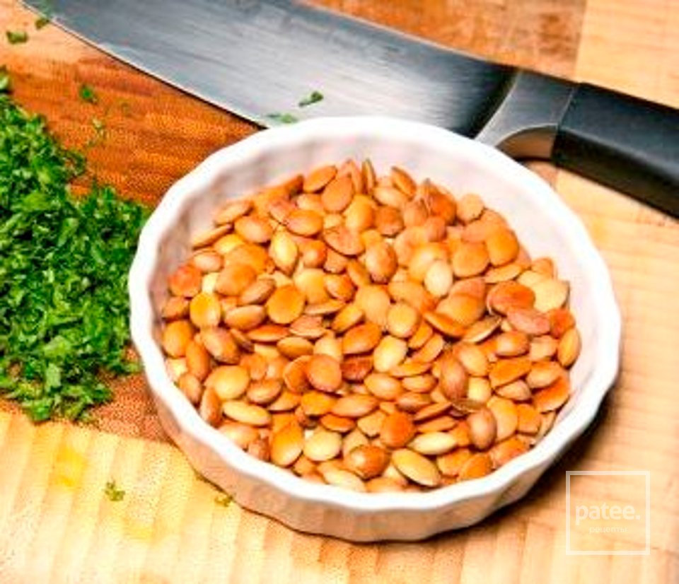 Лапша Соба с обжаренными тыквенными семечками - Шаг 2