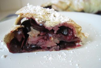 Вишневый штрудель