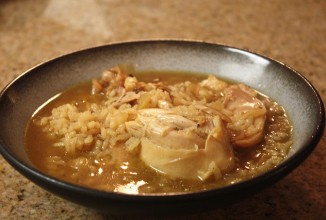 Филиппинский суп  с курицей и рисом