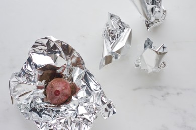 Маринованная запеченная свекла с жареными грецкими орехами и сыром - приготовление