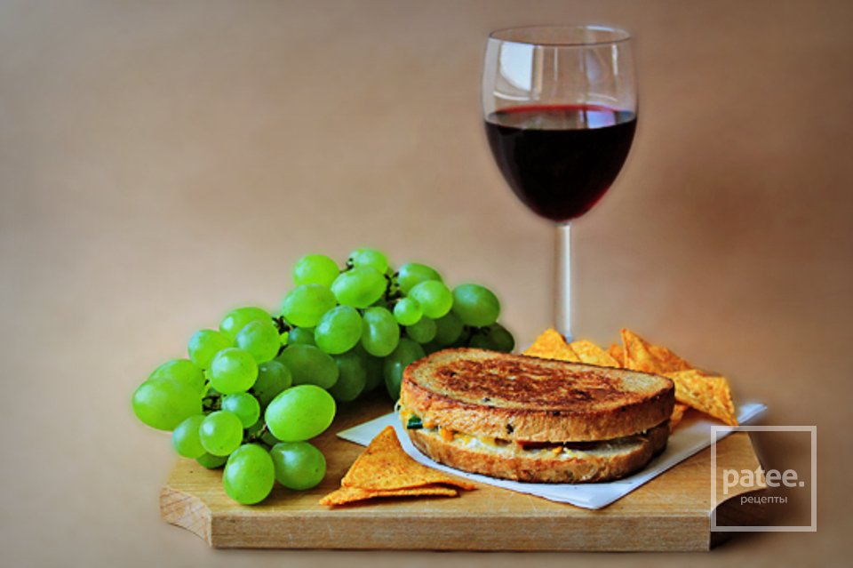 Поджаренный хрустящий сандвич  с перцем чили и сыром - Шаг 12