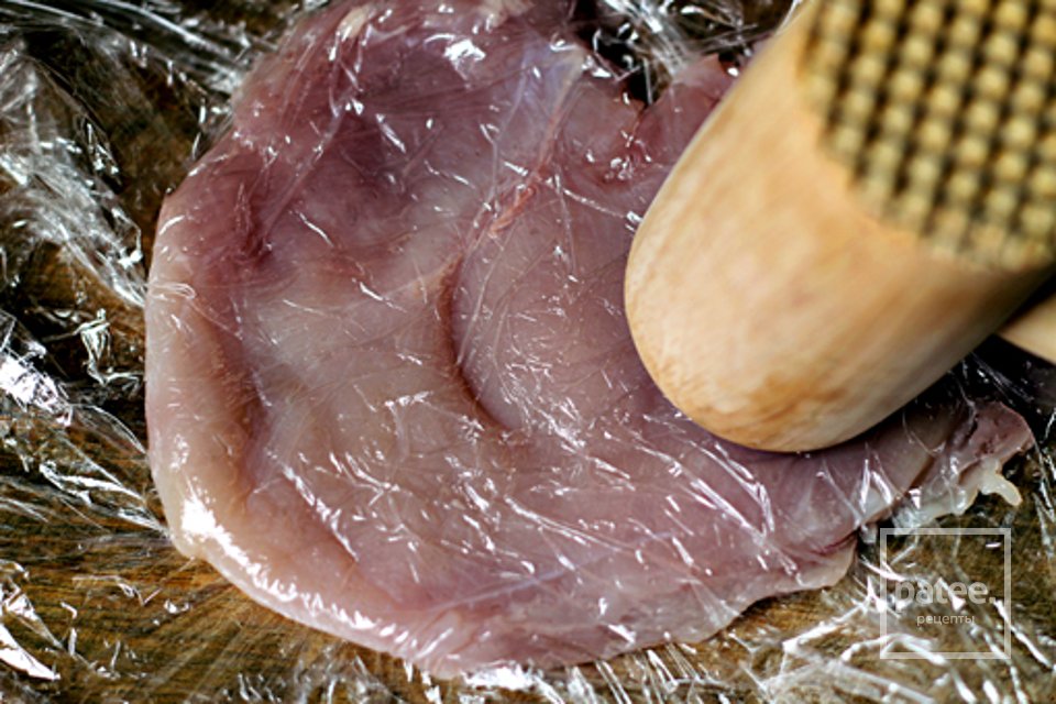 Курочка под томатным соусом и пармезаном - Шаг 7