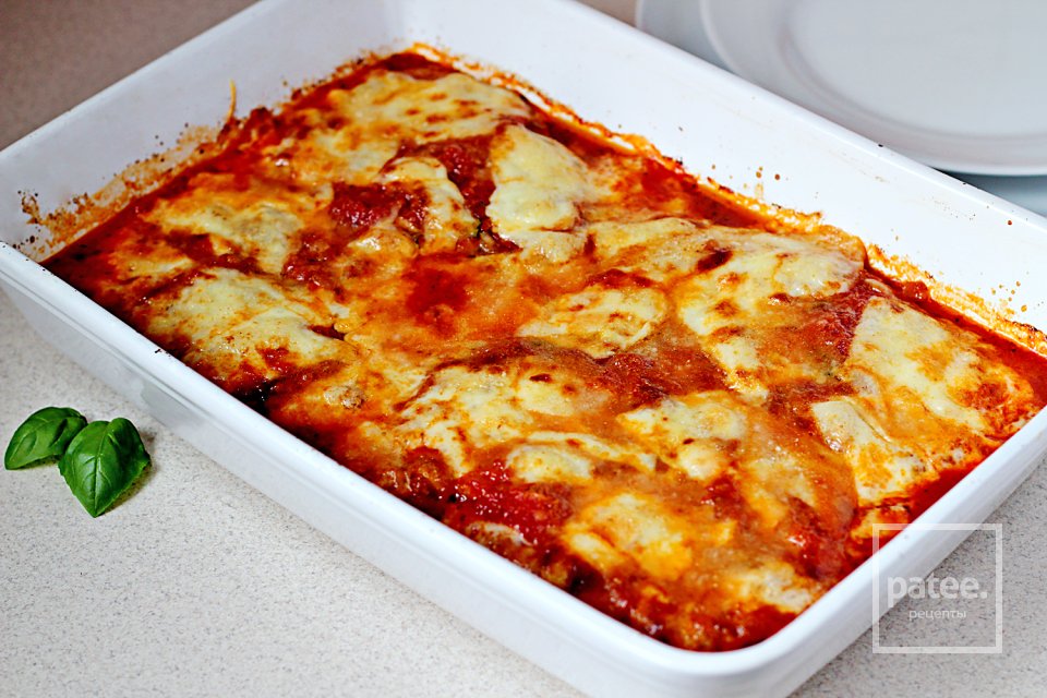 Курочка под томатным соусом и пармезаном - Шаг 19