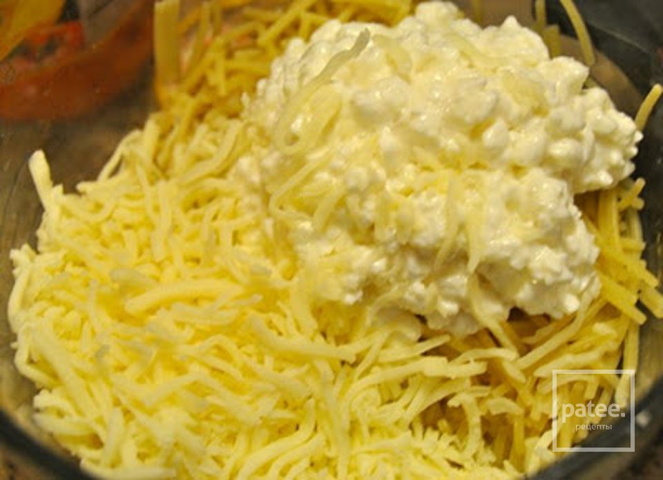 Запеченные спагетти с мясом и сырным ассорти - Шаг 2