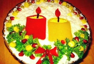 Салат Свеча с курицей и грибами