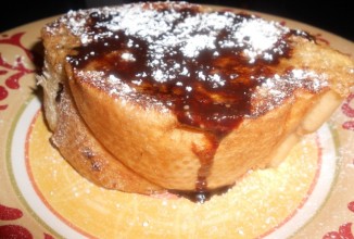 Французские тосты с шоколадным соусом