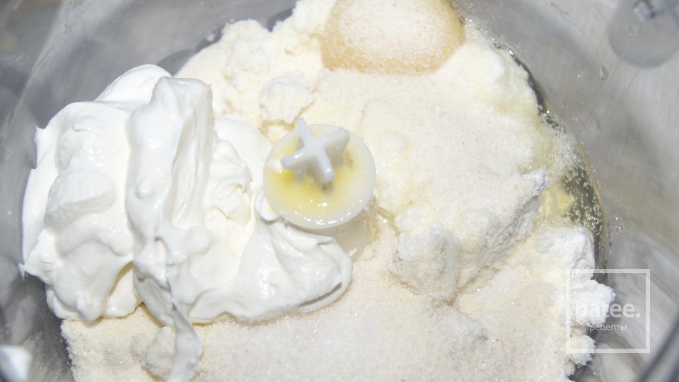 Творожная запеканка с яблоками - Шаг 3