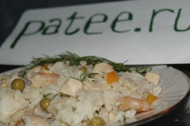 Рис с курицей и креветками - приготовление