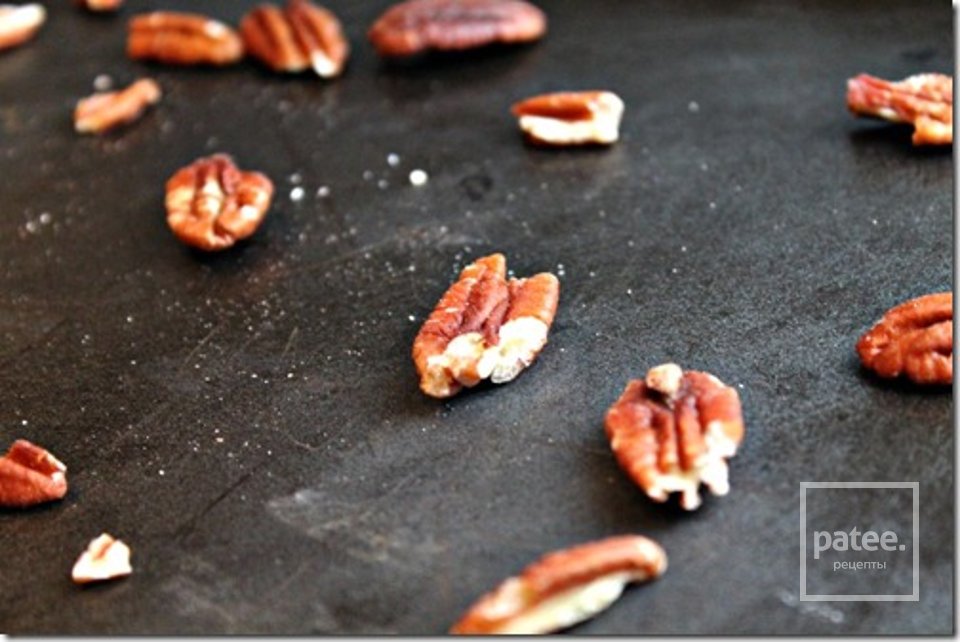 Брюссельская капуста в сливочном масле, кленовом сиропе с орехами пекан - Шаг 2