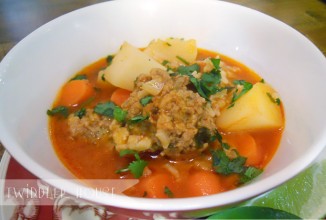 Суп с фрикадельками по-испански