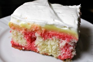 Клубничный торт с  ванильным пудингом