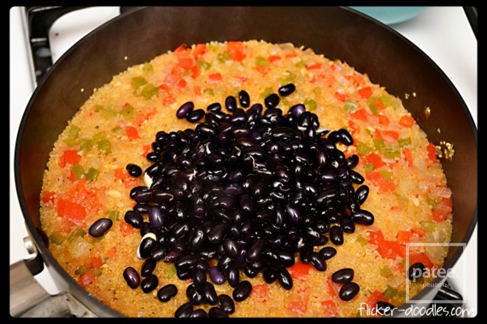 Буррито с фасолью и киноа - Шаг 9