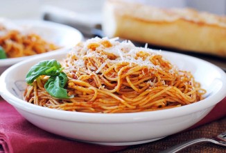 Паста с соусом песто