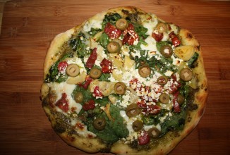 Греческая пицца с сыром фета