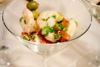 Овощной салат с креветками