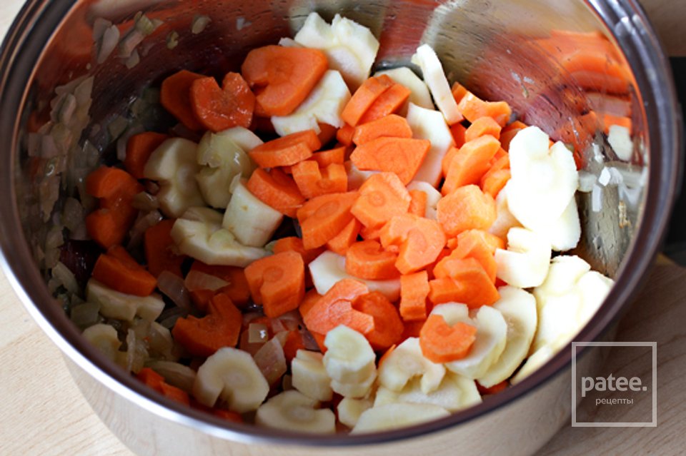 Куриный суп с морковными сердечками - Шаг 3