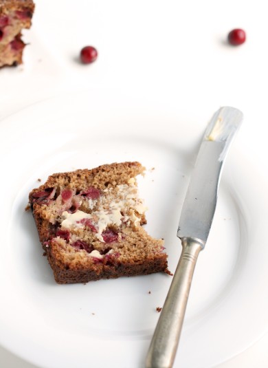 Хлеб с клюквой и апельсиновым маслом - Шаг 7