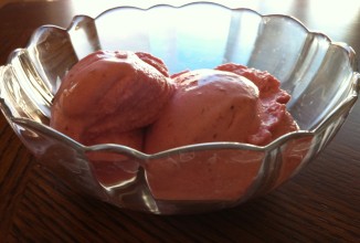 Малиновое мороженое