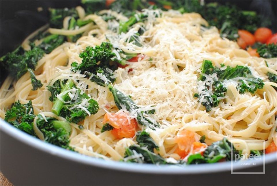 Паста с кале и помидорами - Шаг 3