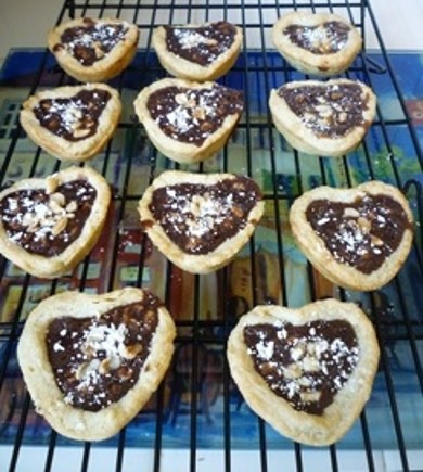 Тарталетки с шоколадом и орехами - Шаг 15