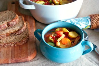 Овощной суп с грибами