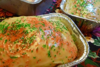 Хлеб с пеканом и апельсиновой глазурью