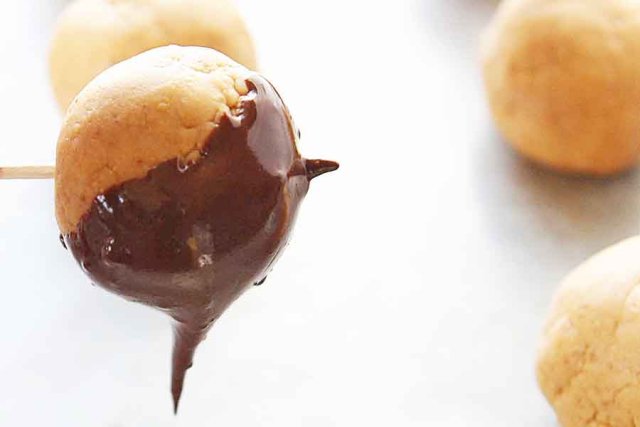 Арахисовое печенье с шоколадом