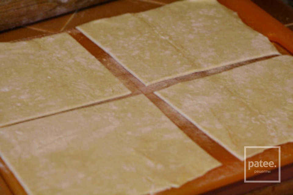 Пирожки с яйцами и ветчиной - Шаг 5