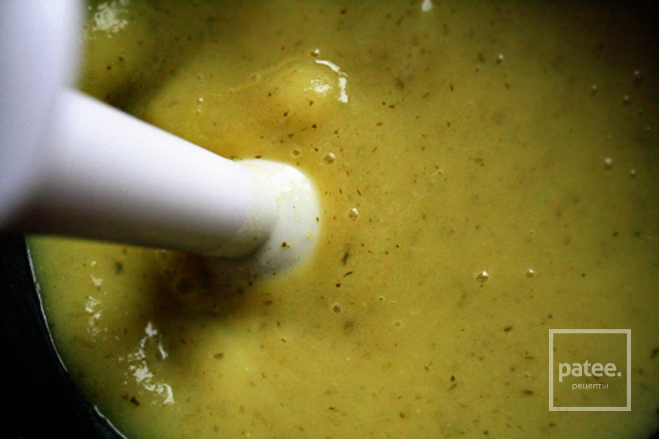 Картофельный суп с сельдереем и базиликом - Шаг 12