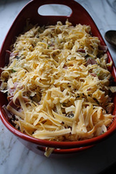 Страта с хлебом, луком и ветчиной - Шаг 9