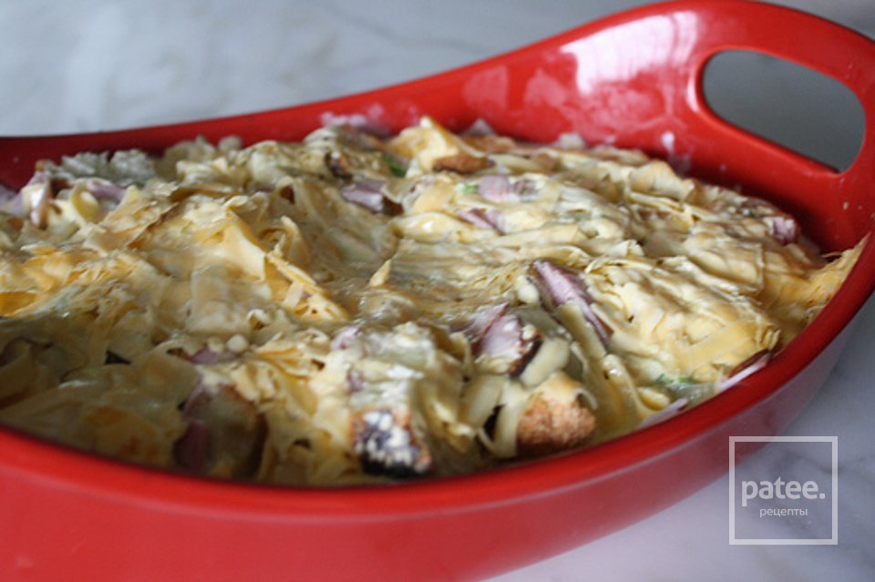 Страта с хлебом, луком и ветчиной - Шаг 12