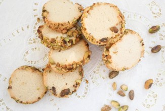 Песочное печенье с фисташками
