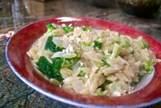 Макароны орзо с брокколи