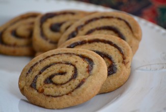 Роллы с финиками