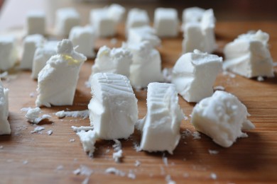 Тарталетки с сыром и луком - приготовление