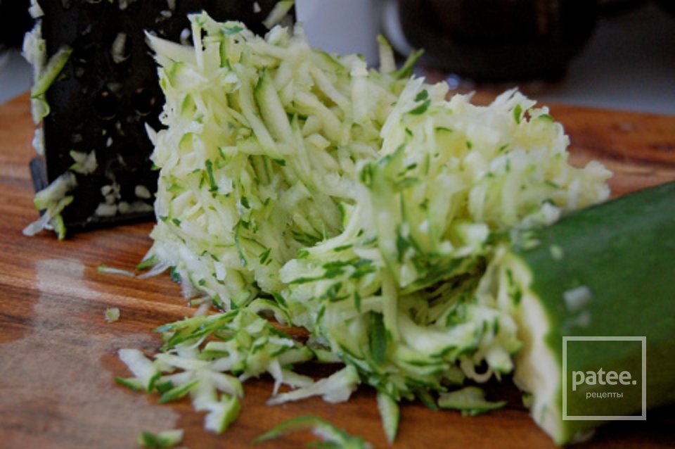 Хлеб с цуккини, вишней и орехами - Шаг 4