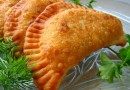 Чебуреки с мясом