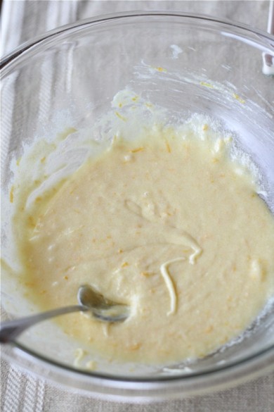 Апельсиновые пончики с клюквой - Шаг 2