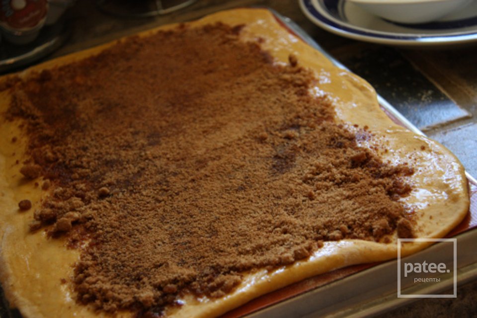 Тыквенные роллы в горячей карамельной глазури - Шаг 9