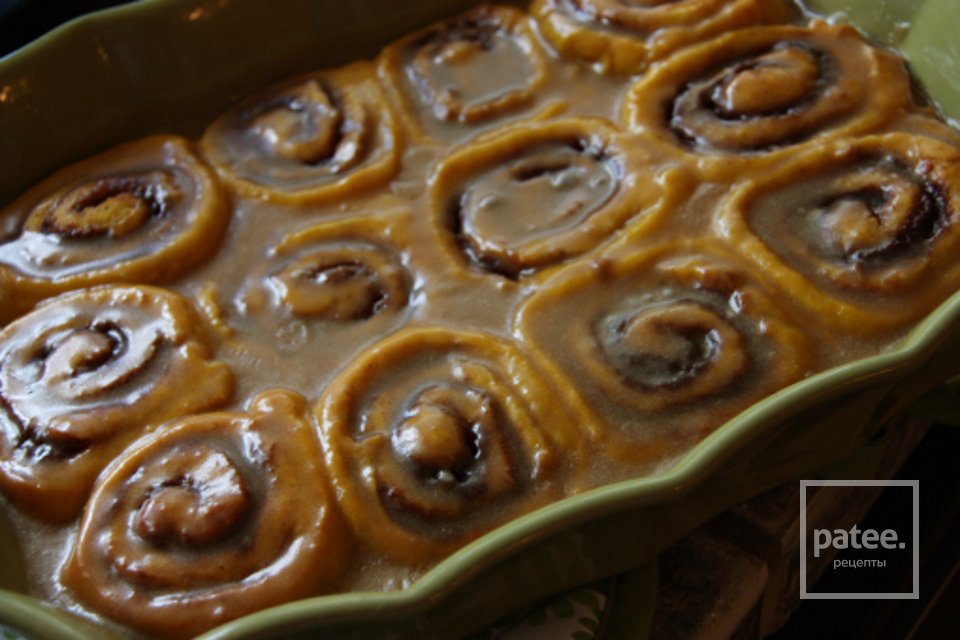 Тыквенные роллы в горячей карамельной глазури - Шаг 16