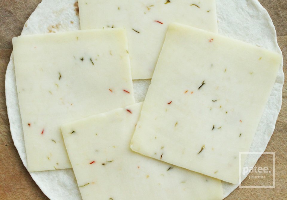 Кесадилья с беконом и авокадо - Шаг 6