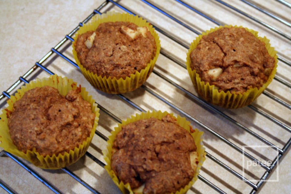 Яблочные кексы с сладкой глазурью - Шаг 9