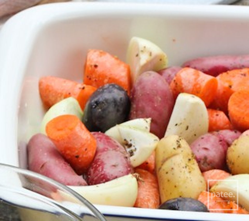 Запеченный цыплята с овощами, цедрой и приправами - Шаг 2