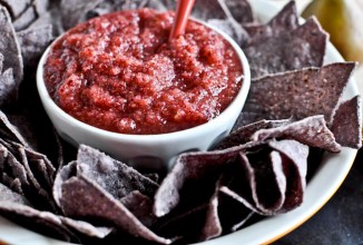 Сальса с грушей, яблоком и клюквой