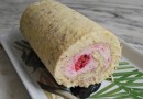 Малиновый рулет